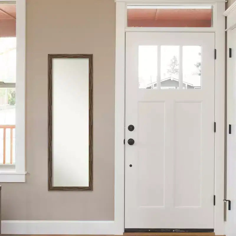 Specchio a figura intera Regis Narrow con cornice da 17" x 51", marrone chiaro, da porta/parete, cornice in legno