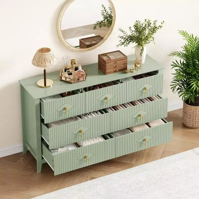 Comò a 7 cassetti per camera da letto, cassettiera in legno da 54" con maniglie in metallo, organizer scanalato per vestiti, mobile TV per corridoio