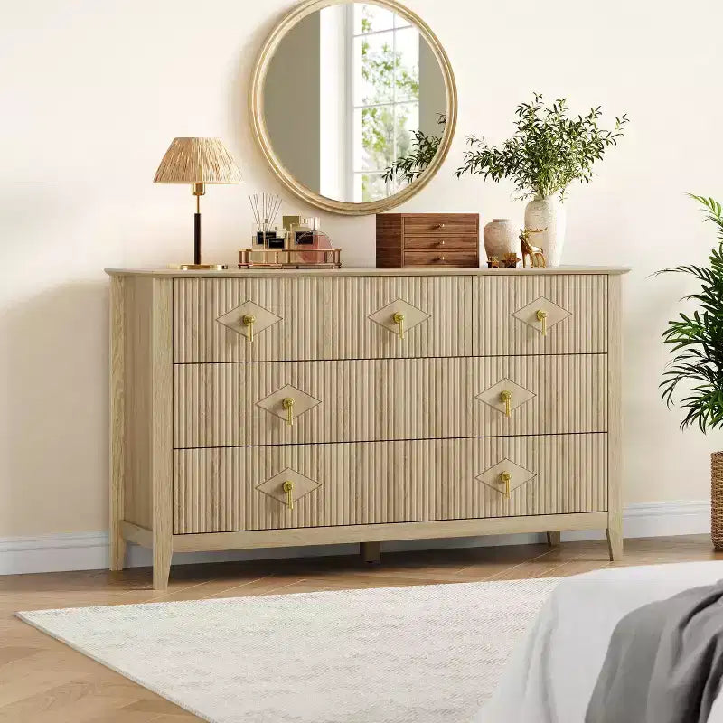Comò a 7 cassetti per camera da letto, cassettiera in legno da 54" con maniglie in metallo, organizer scanalato per vestiti, mobile TV per corridoio