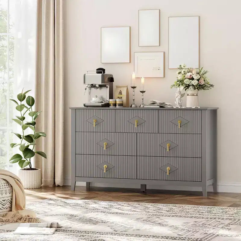 Comò a 7 cassetti per camera da letto, cassettiera in legno da 54" con maniglie in metallo, organizer scanalato per vestiti, mobile TV per corridoio