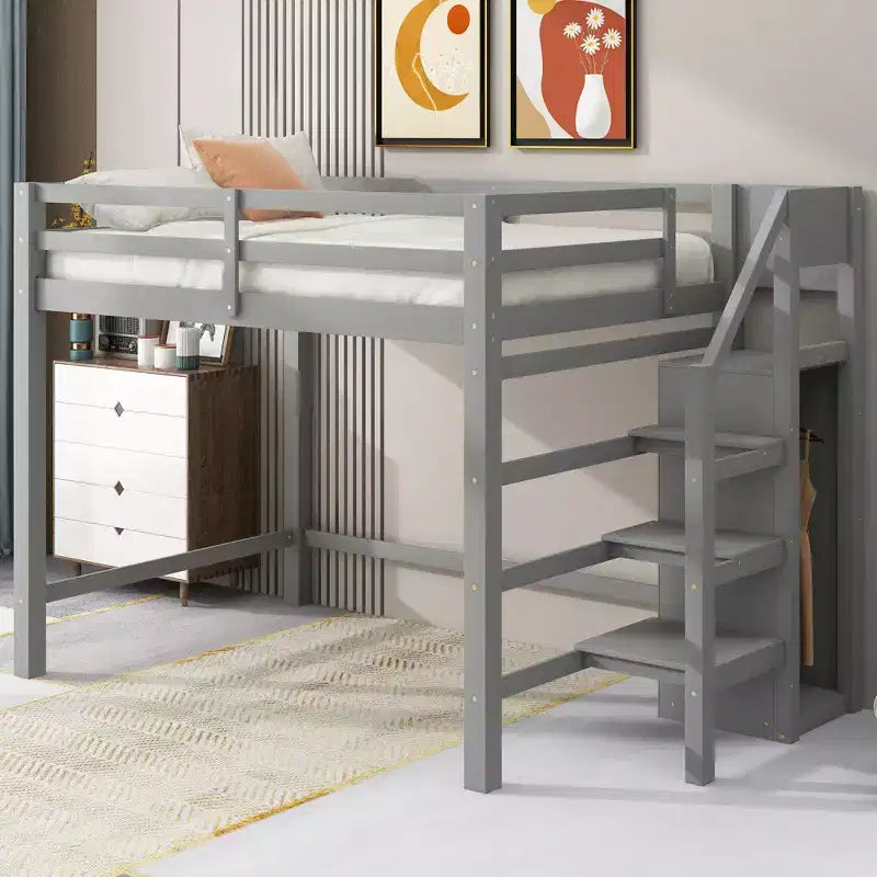 Letto a soppalco in legno a grandezza naturale con armadio e scala integrati, letto a soppalco multifunzionale con scala e ringhiere